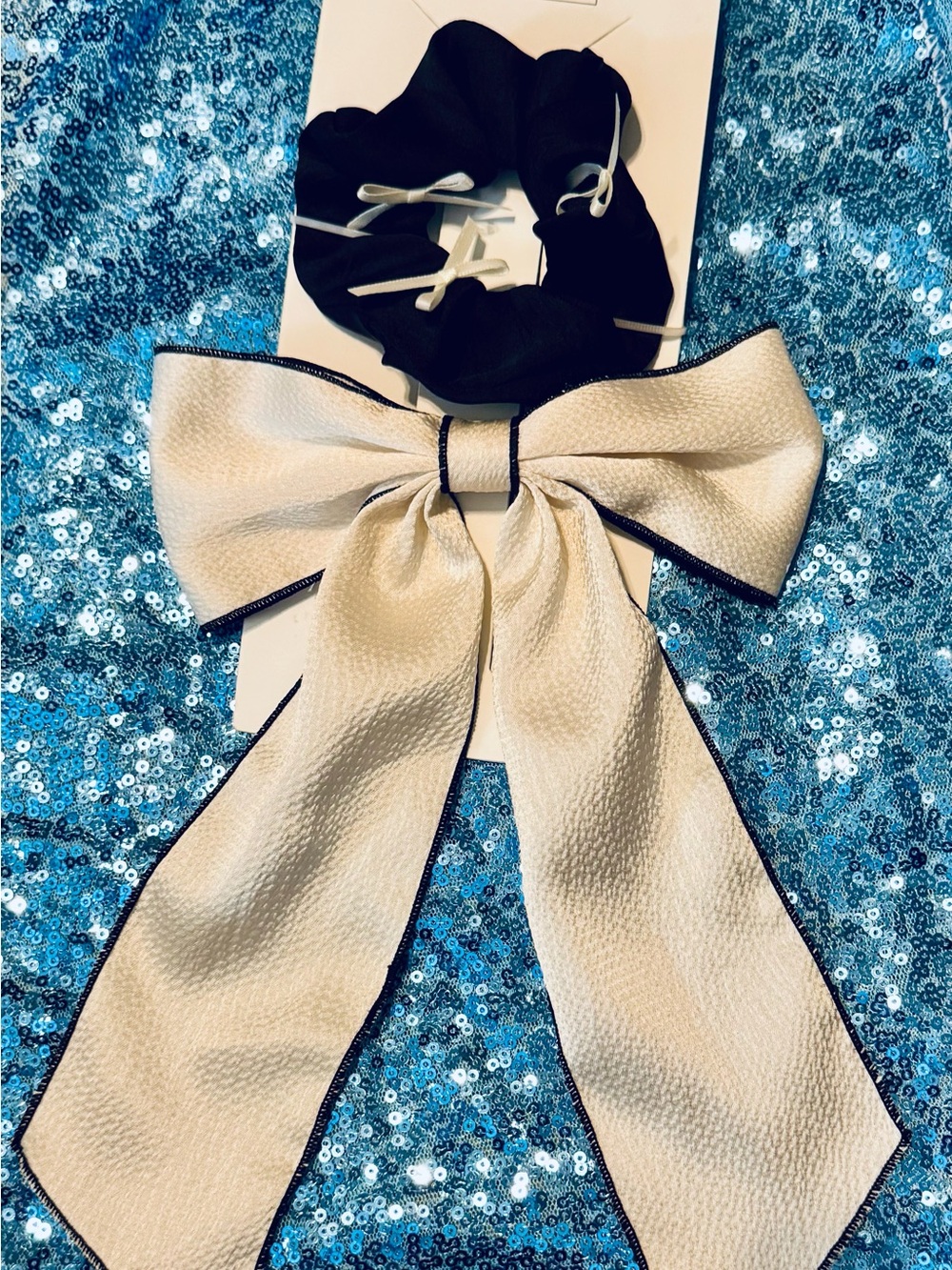Full Tilt Cream Bow Hair Tie with Black Trim